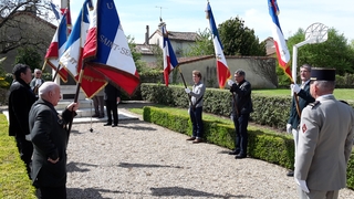 Porte drapeaux 2016 2